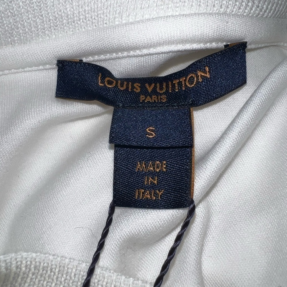 Louis Vuitton new with tags t-shirt. - Picture 5 of 5